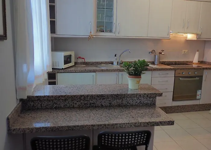 Cerca De Playa Jardin * 푸에르토 드 라 크루즈